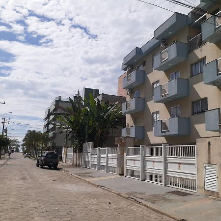 Apartamento 100 Metros Da Praia Grande/Ubatuba/Sp Bagian luar foto